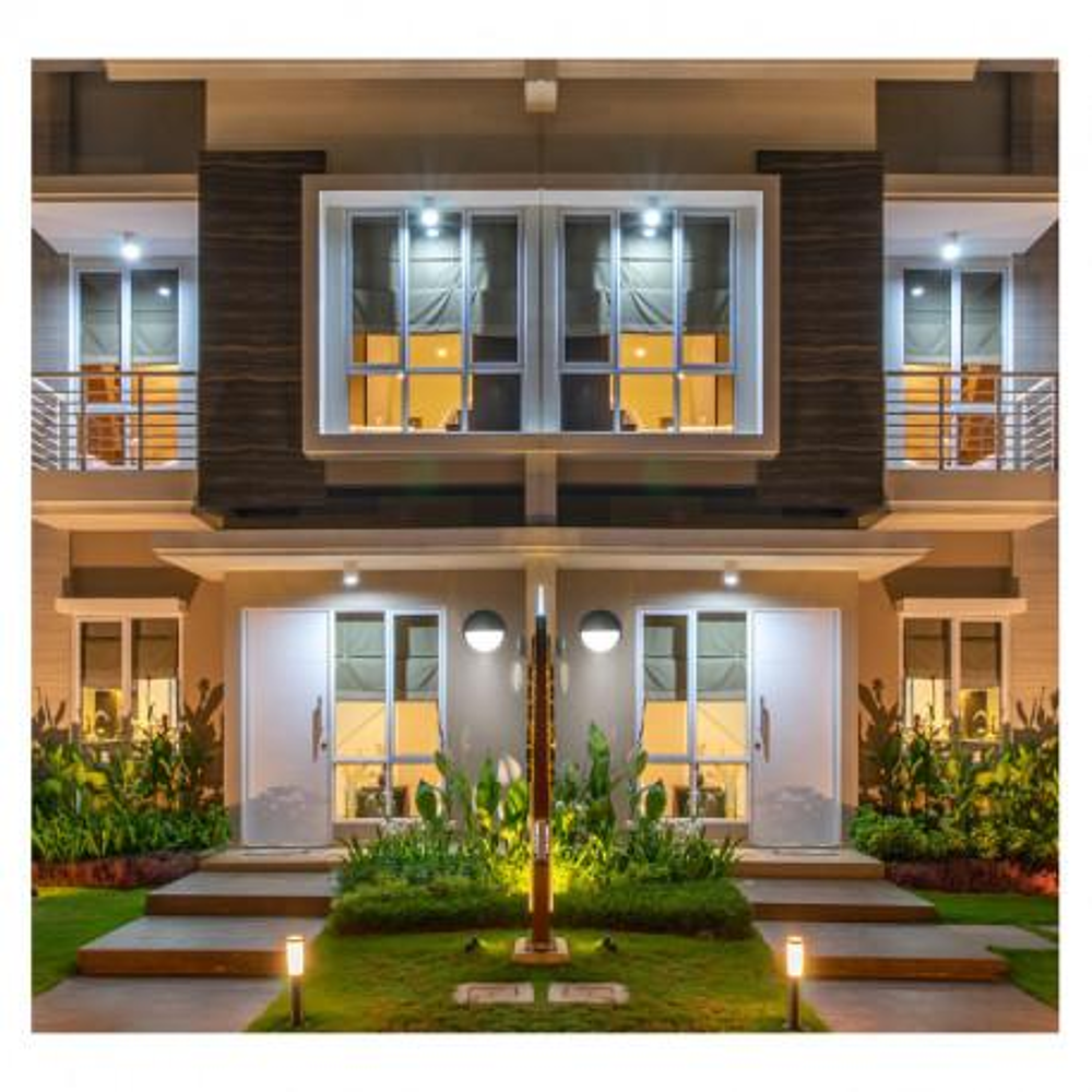 HUB 18W 4KK NOI BX IP65 ASYM